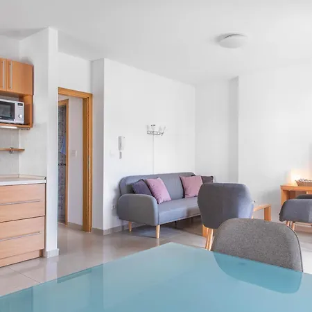 Brightflat Makarska